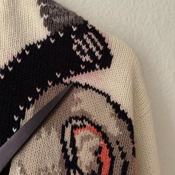 Vintage Camera Cardigan - Picture 9 of 14